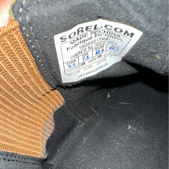 Sorel Women's Joan of Arctic Wedge II Chelsea Boots Size 9.5 Tan B11 - Picture 4 of 8